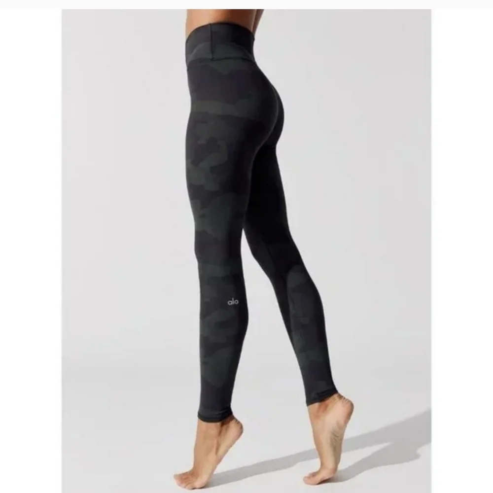 ALO High-Waist Vapor Leggings